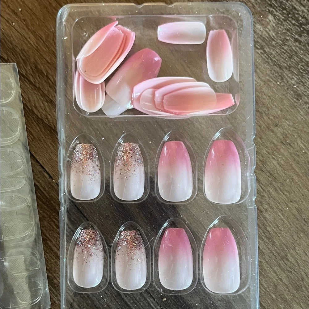Pink Ombre Glitter Press-On Nails - Picture 1 of 3